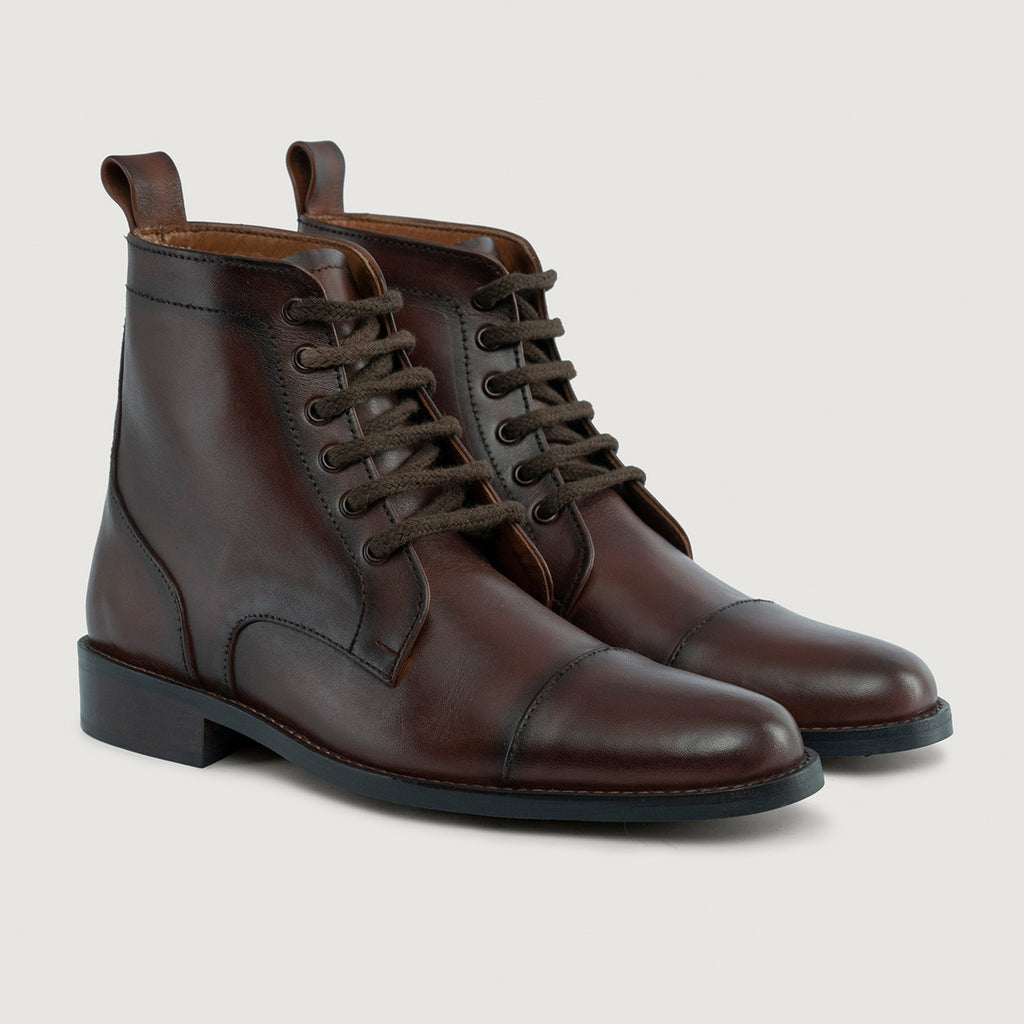 Knight Derby Burnished Brown Leather Boots - StudGuard